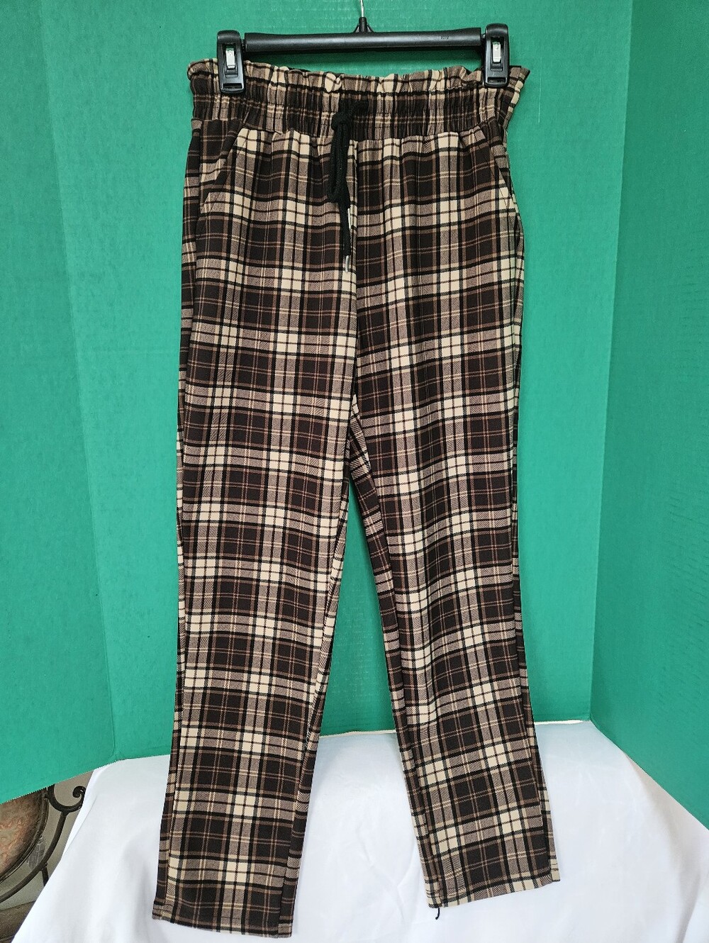 Fuego Moda Brown Plaid Elastic Waist Straight Leg Pants S/M